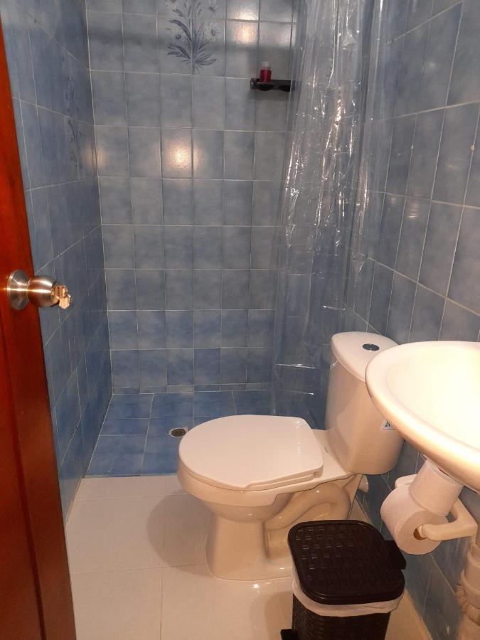 Road Living Home 麦德林 外观 照片