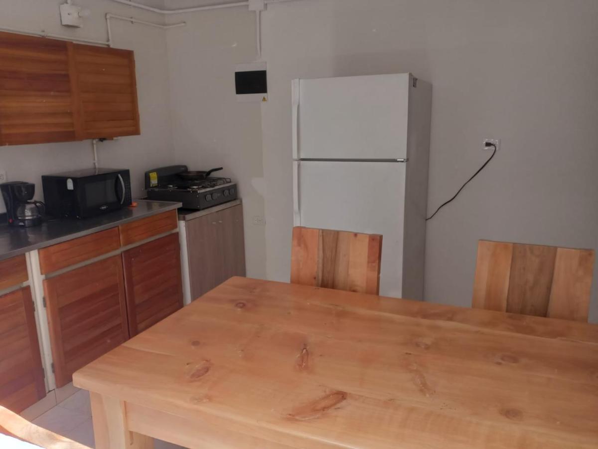 Road Living Home 麦德林 外观 照片